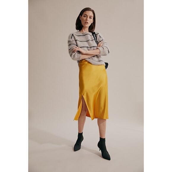 Country Road Brushed Wool Blend Stripe Fuzzy Tan Pullover Sweater - Picture 3 of 12